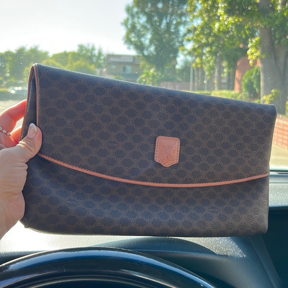 Celine clutch excellent condition preloved - Picture 1 of 7